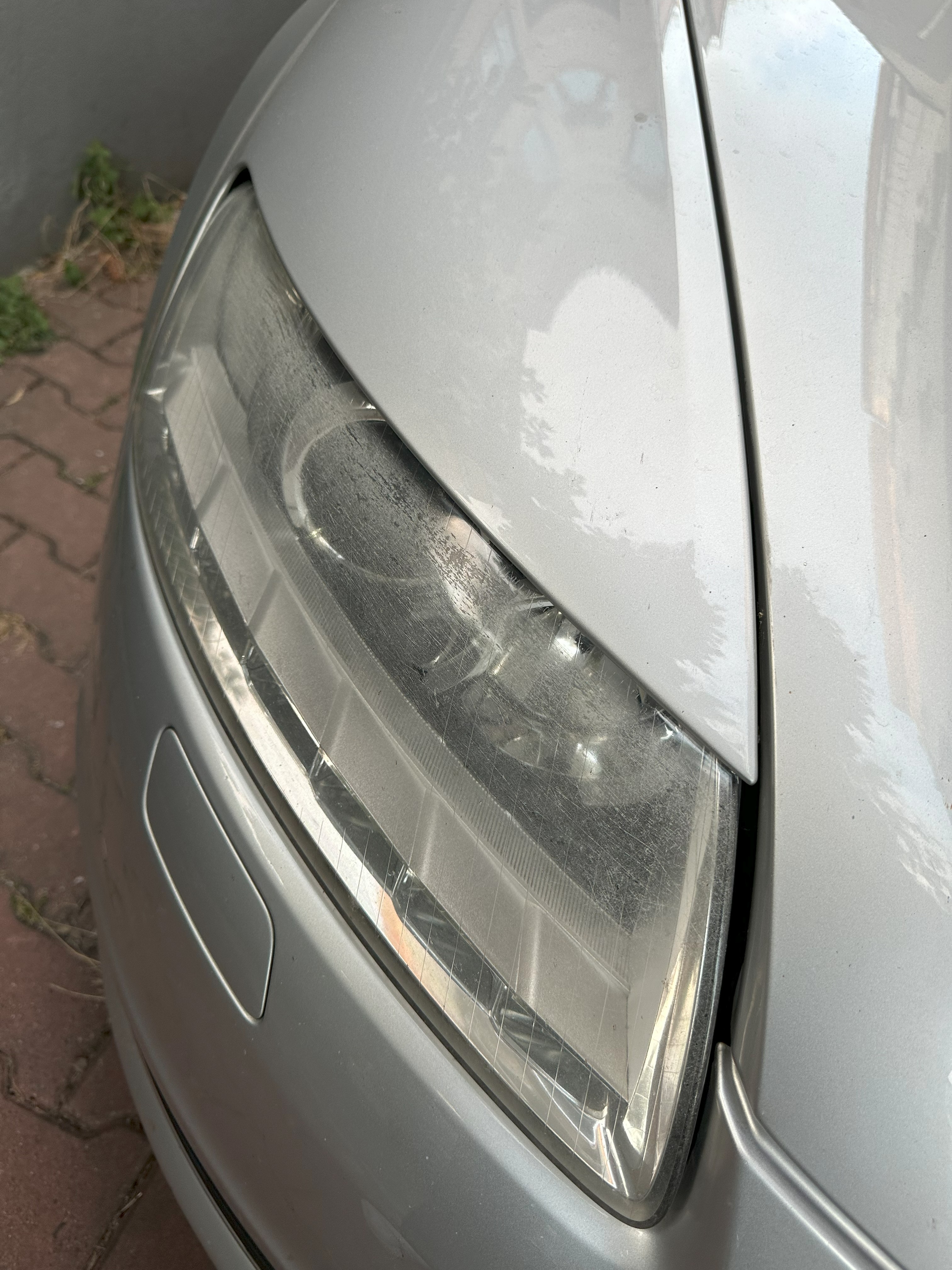 Audi A6 Far Restorasyonu öncesi